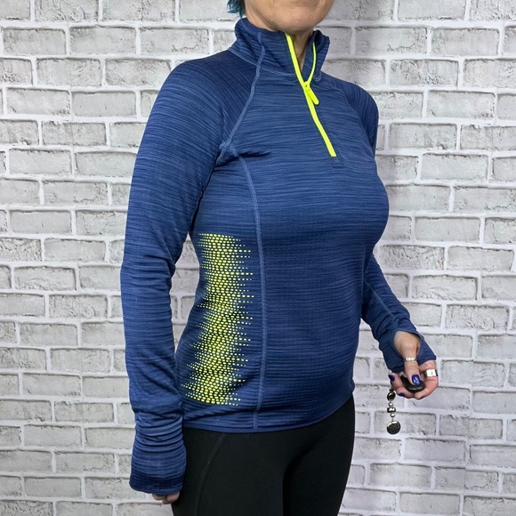 🏃‍♀️|•FILA•| Sport Running Zip Pullover Size XS - Picture 3 of 13